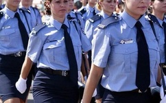 彩翼无遮挡漫画游泳